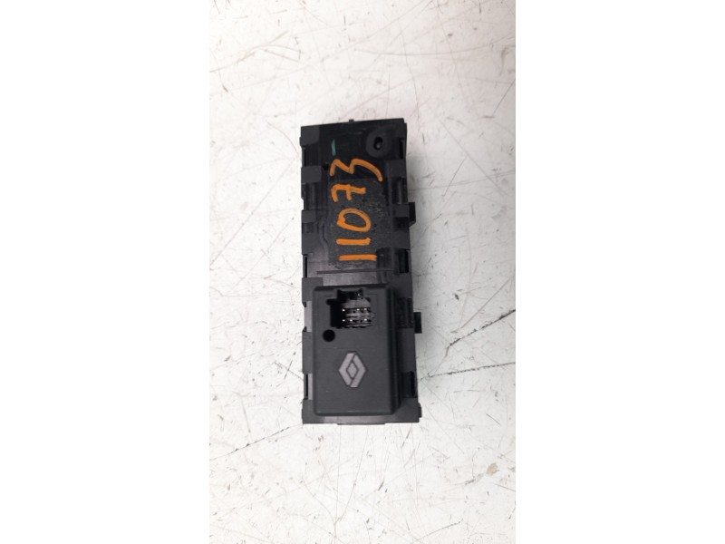 Recambio de mando multifuncion para renault kadjar 1.6 tce energy referencia OEM IAM MANDO  