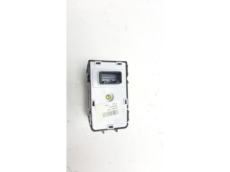 Recambio de mando retrovisor para hyundai kona referencia OEM IAM 3K54801000  