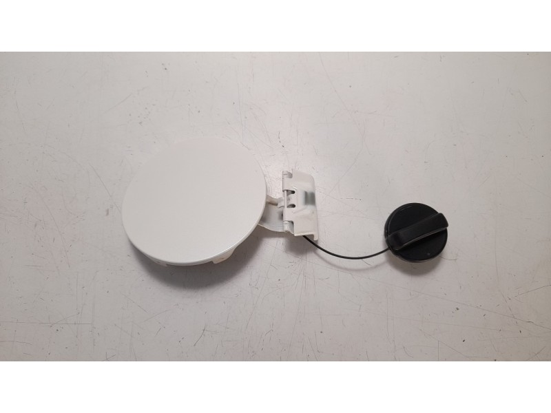 Recambio de tapa exterior combustible para mazda 3 lim. () luxury referencia OEM IAM B45C42410  