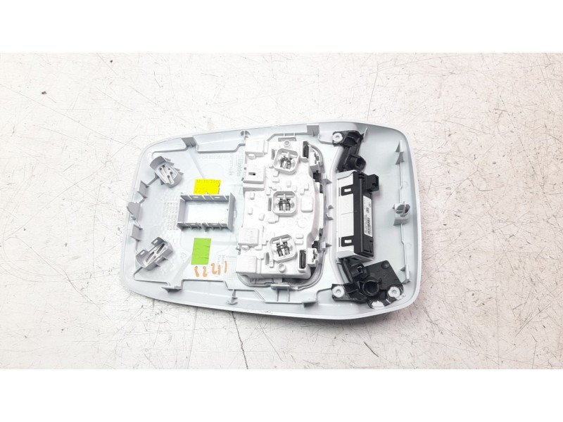 Recambio de luz interior para opel corsa f 1.2 referencia OEM IAM 98276588PR  