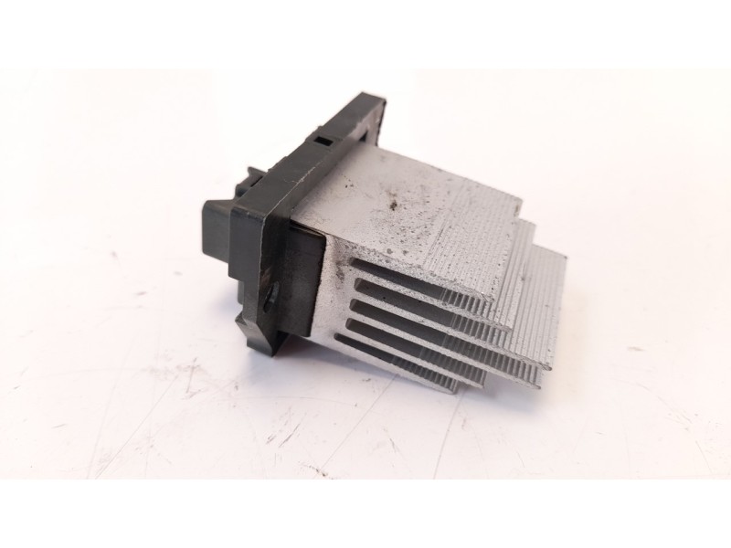 Recambio de resistencia calefaccion para hyundai i30 (gd) 1.4 crdi cat referencia OEM IAM 972353XAA0  