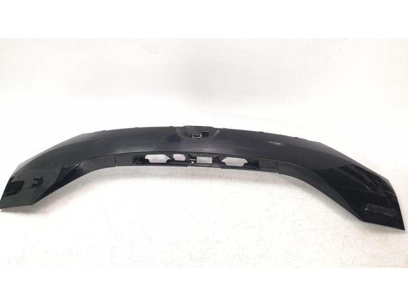 Recambio de molduras traseras para mazda cx-5 2.2 turbodiesel cat referencia OEM IAM KB7W50851  
