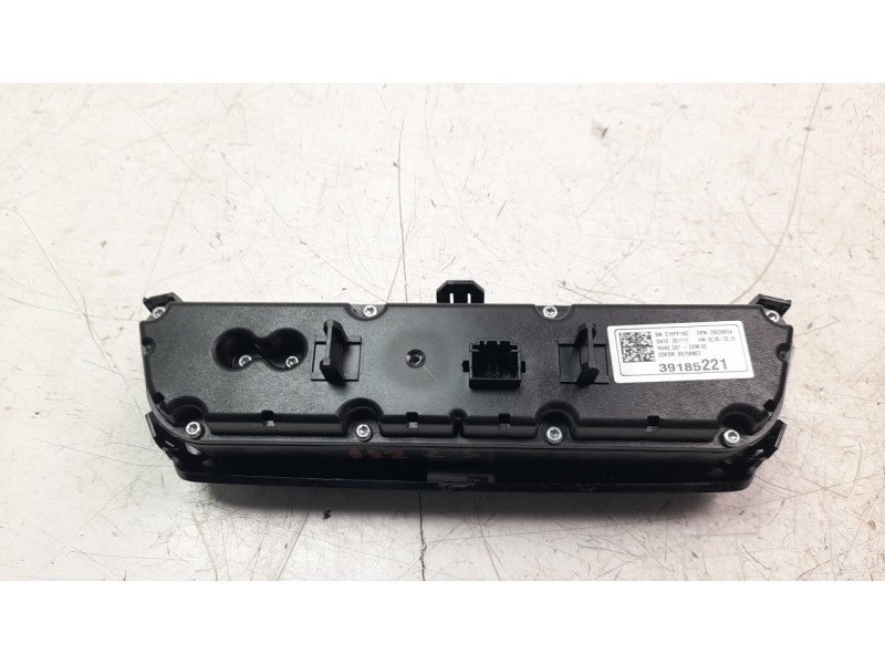 Recambio de mando climatizador para opel corsa f 1.2 referencia OEM IAM 39185221  