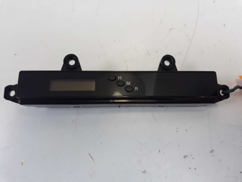 Recambio de pantalla multifuncion para kia rio 1.5 crdi referencia OEM IAM 945201G000  