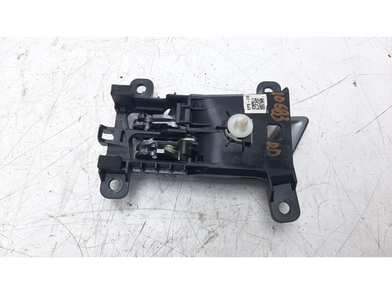 Recambio de maneta interior delantera derecha para hyundai kona referencia OEM IAM 82623J9000  