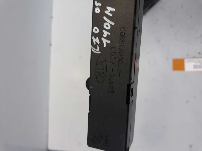 Recambio de pantalla multifuncion para kia rio 1.5 crdi referencia OEM IAM 945201G000  