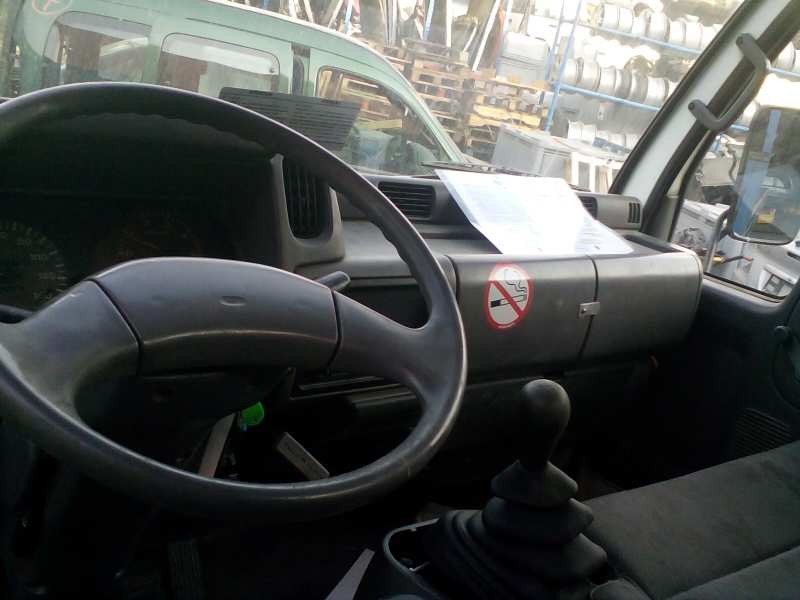 nissan cabstar e del año 2000