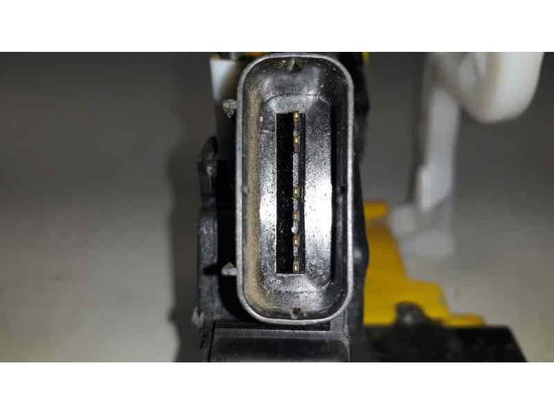 Recambio de cerradura puerta delantera izquierda para kia cee´d drive referencia OEM IAM 81310A2100  