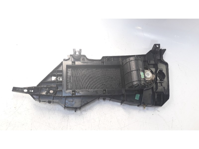 Recambio de guantera para porsche cayman (typ 981c) gt4 referencia OEM IAM 981555576  
