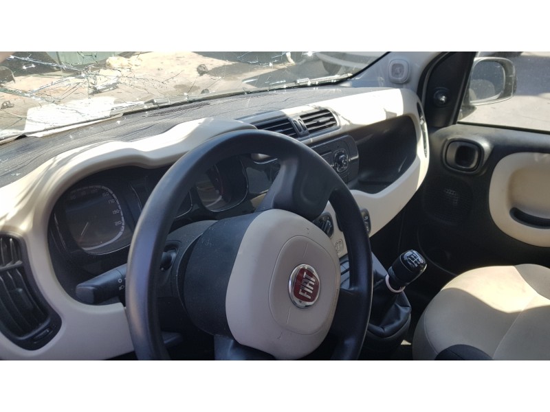 fiat panda (319) del año 2016