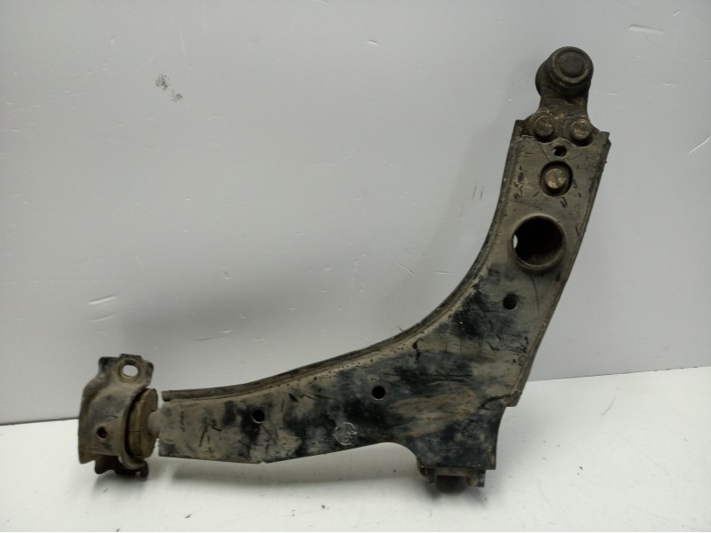 Recambio de brazo suspension inferior delantero derecho para opel kadett e referencia OEM IAM 90375506 31400 