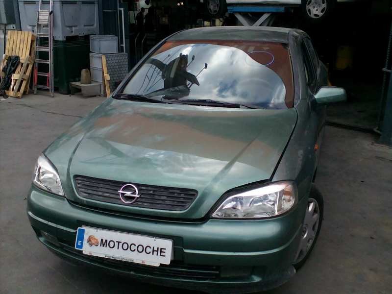 opel astra g berlina del año 1998