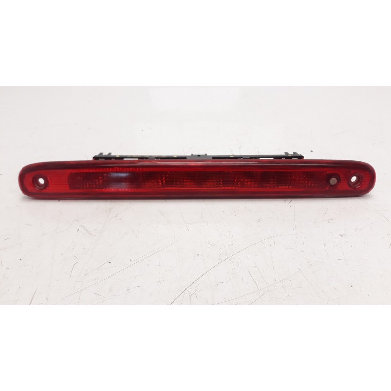 Recambio de piloto trasero central para toyota aygo (kgb/wnb) 1.0 cat referencia OEM IAM 211009C  