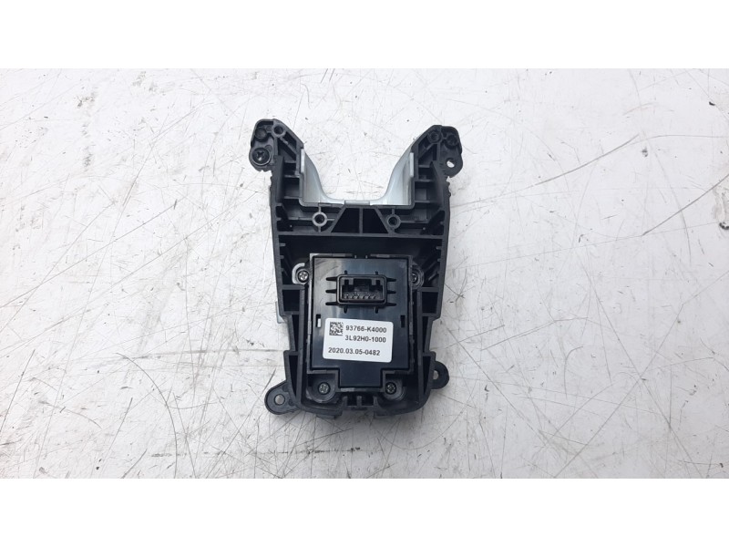 Recambio de palanca freno para hyundai kona referencia OEM IAM 93766K4000  