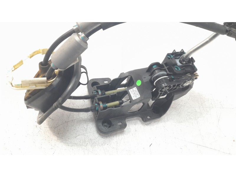 Recambio de palanca cambio para opel corsa f 1.2 referencia OEM IAM 9824124780  
