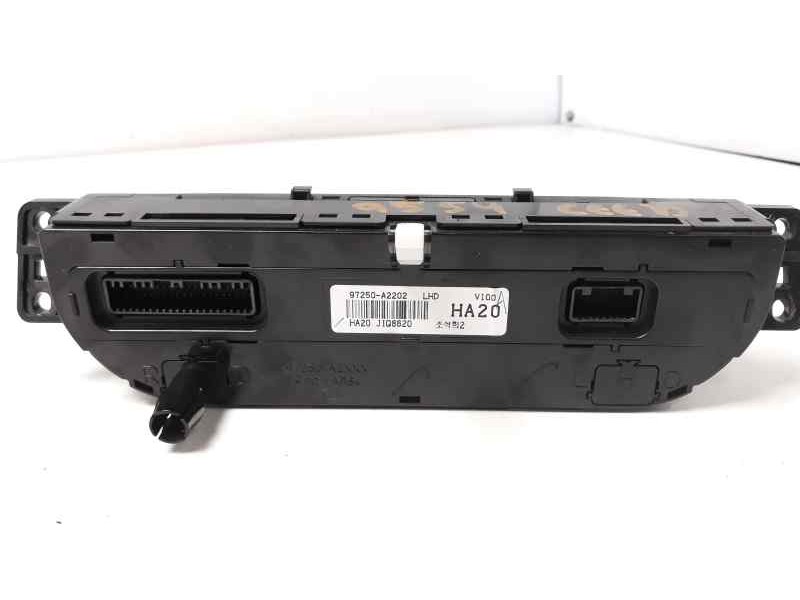 Recambio de mando climatizador para kia cee´d drive referencia OEM IAM 97250A2202LHD  
