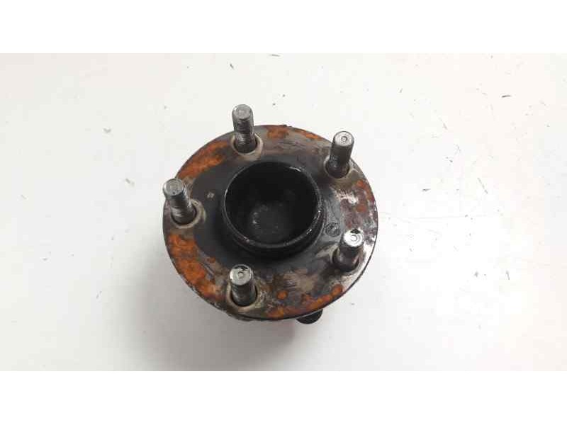 Recambio de buje para toyota gt 86 basis referencia OEM IAM SU00300781  