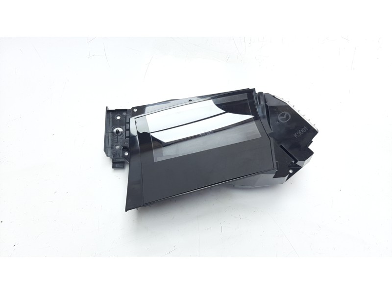 Recambio de pantalla multifuncion para mazda 3 berlina (bp) referencia OEM IAM BDGHB2144869 BDGHB2118243 