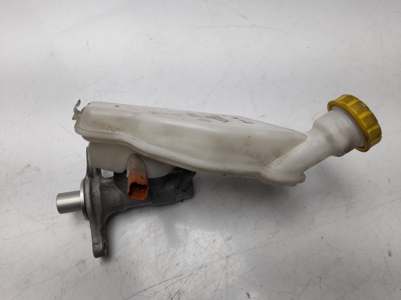 Recambio de bomba freno para citroen ds3 design referencia OEM IAM 32069245 4780 