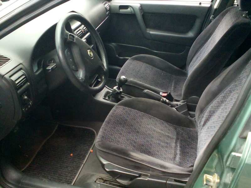 opel astra g berlina del año 1998