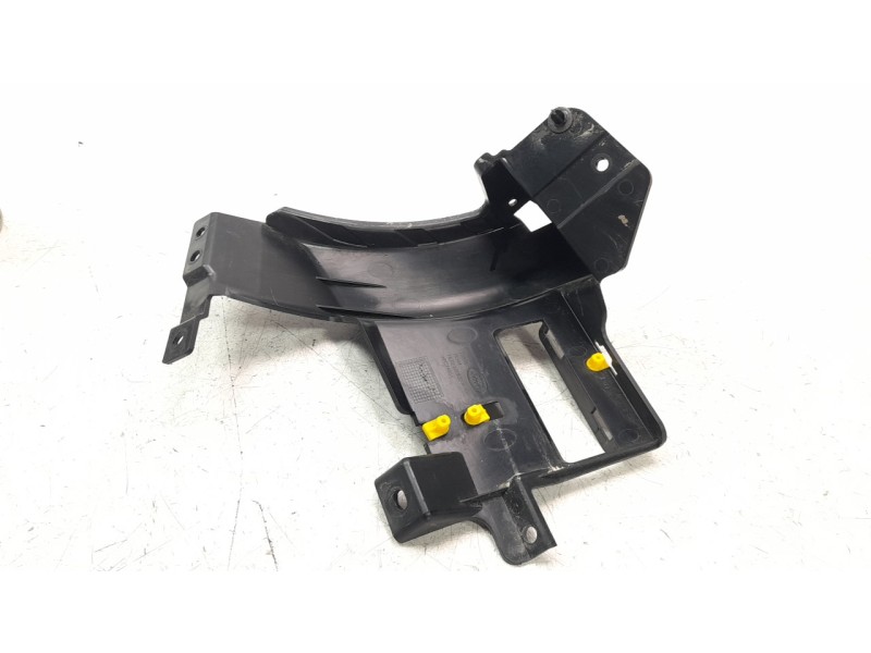 Recambio de soporte paragolpes trasero para land rover discovery sport 2.0 td4 cat referencia OEM IAM FK7217E800A  