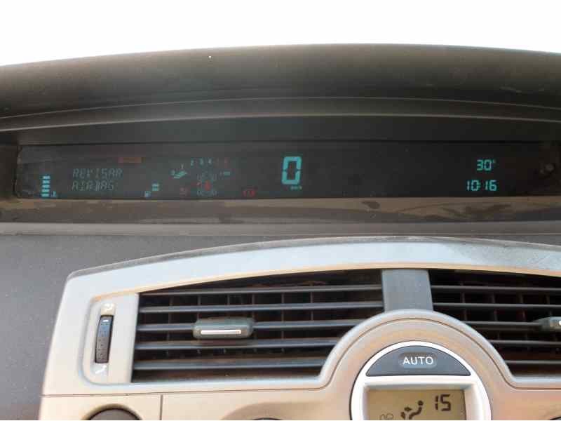 renault scenic ii del año 2004