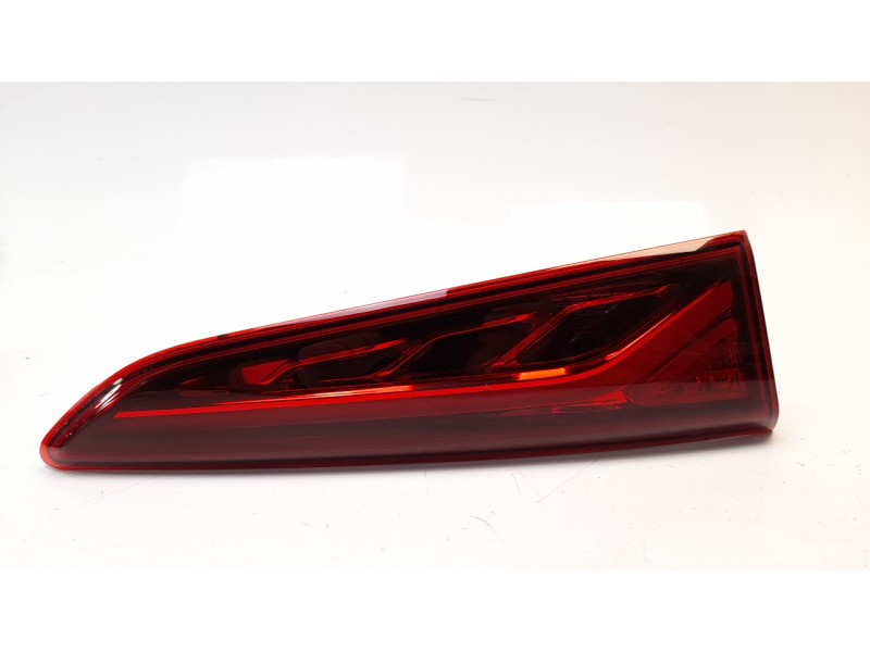 Recambio de piloto trasero izquierdo interior para hyundai kona referencia OEM IAM 92403J9100  