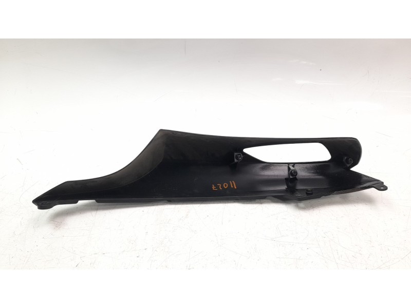 Recambio de moldura para kawasaki zzr 1400 referencia OEM IAM 360400033  