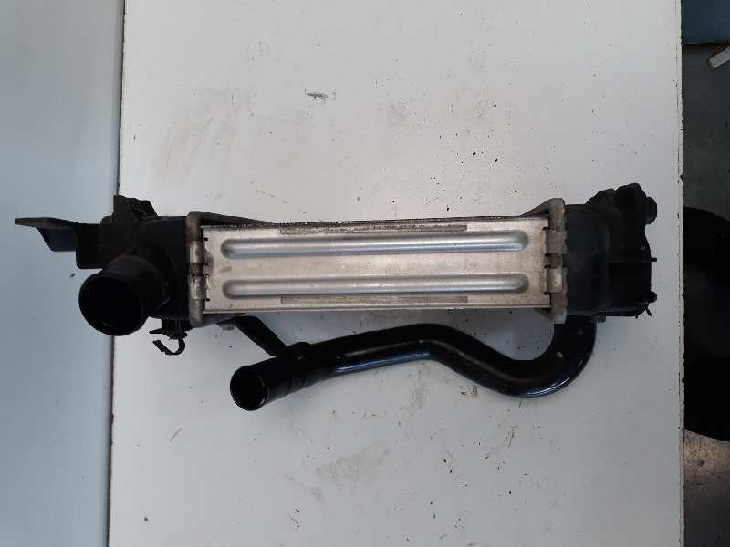 Recambio de intercooler para toyota urban cruiser active referencia OEM IAM JD1270000930 30245 