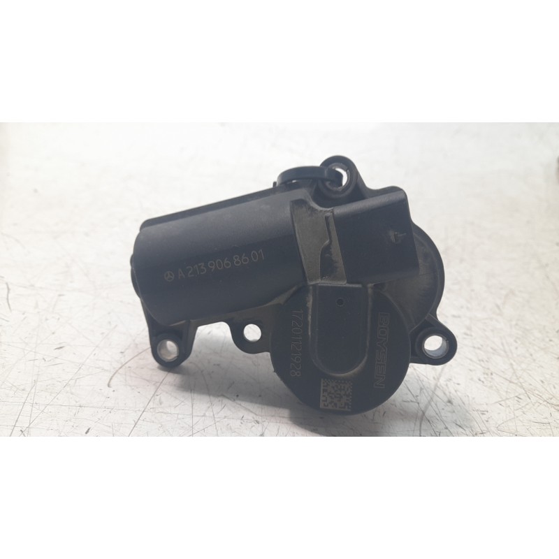 Recambio de modulo electronico para mercedes-benz clase e cabrio (bm 238) 2.0 cdi cat referencia OEM IAM A2139068601  