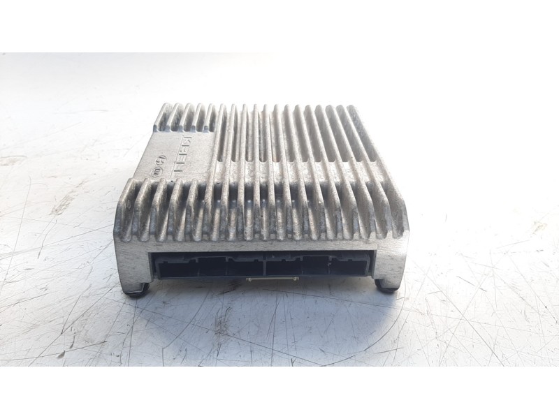 Recambio de sistema audio / radio cd para hyundai kona referencia OEM IAM 96370K4000  