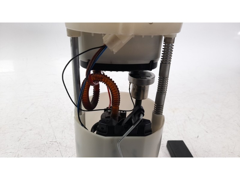 Recambio de bomba combustible para fiat 500 referencia OEM IAM A2C53257951  
