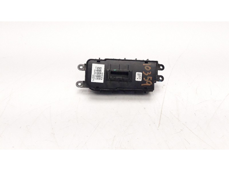 Recambio de mando multifuncion para kia niro referencia OEM IAM 93700G5040WK  