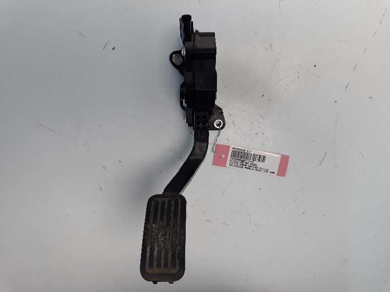 Recambio de potenciometro pedal para toyota urban cruiser active referencia OEM IAM 7811052020 1988007021 06L01E00198