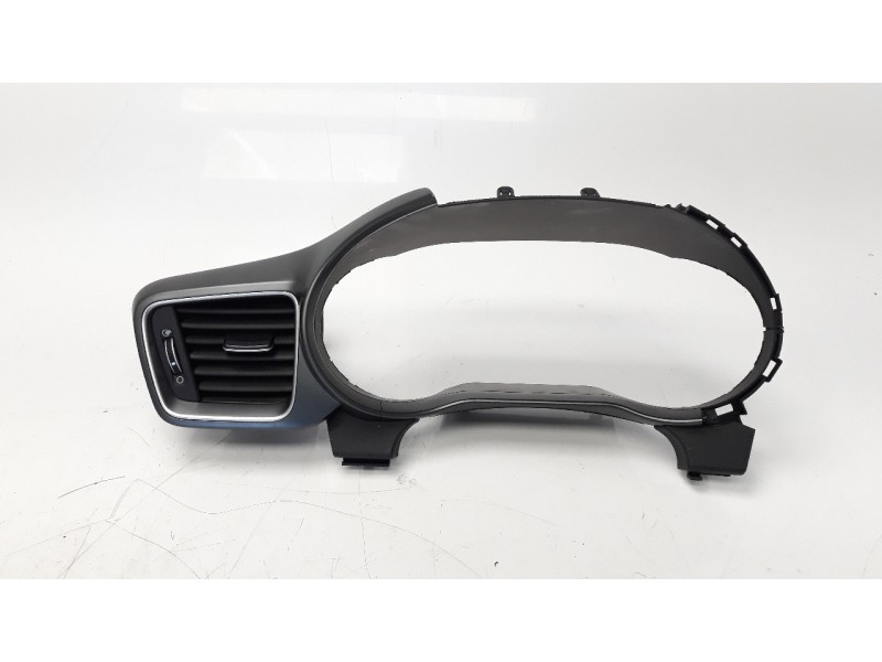 Recambio de rejilla aireadora para kia xceed 1.0 tgdi cat referencia OEM IAM 84830JAA0  