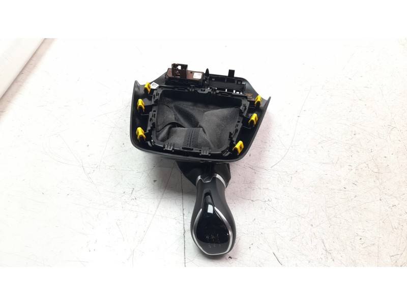 Recambio de pomo palanca cambio para opel corsa f 1.2 referencia OEM IAM 98298160YX  