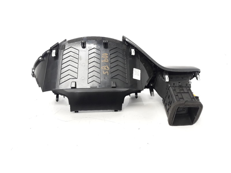 Recambio de rejilla aireadora para kia xceed 1.0 tgdi cat referencia OEM IAM 84830JAA0  