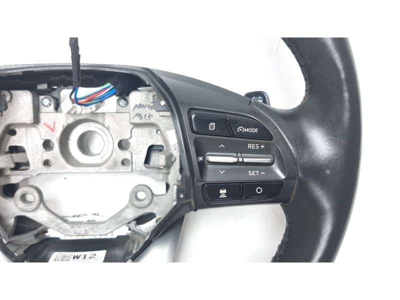 Recambio de volante para hyundai kona referencia OEM IAM 56110K4460TRY  