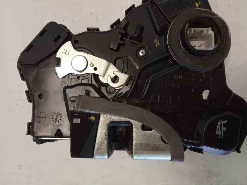 Recambio de cerradura puerta delantera derecha para toyota verso active referencia OEM IAM   