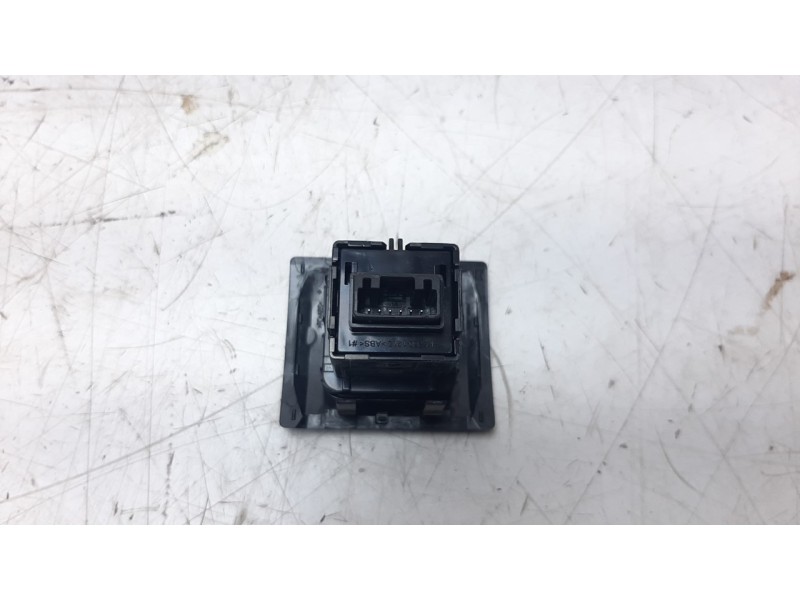 Recambio de warning para hyundai kona referencia OEM IAM 93790J9000  
