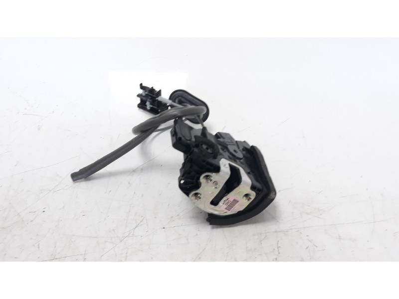 Recambio de cerradura puerta trasera derecha para kia niro referencia OEM IAM 81420G5000  