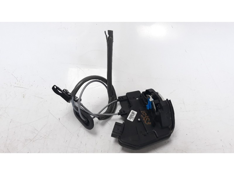 Recambio de cerradura puerta trasera derecha para kia niro referencia OEM IAM 81420G5000  