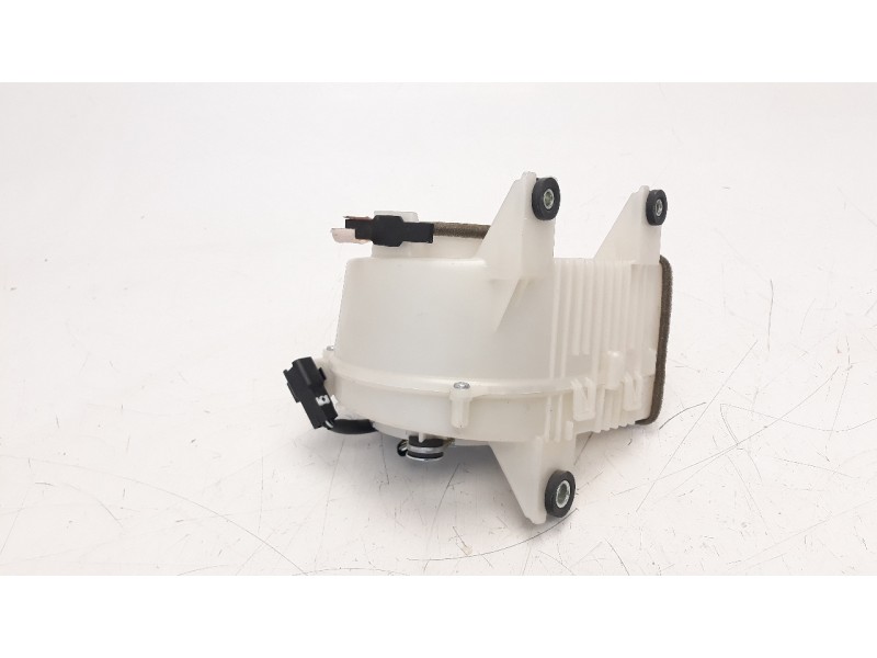 Recambio de ventilador calefaccion para toyota rav 4 referencia OEM IAM 1173006452 G923048070 