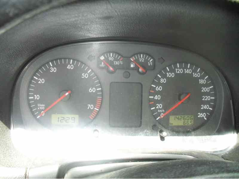 volkswagen golf iv berlina (1j1) del año 1998