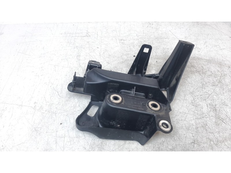 Recambio de soporte paragolpes trasero para opel corsa f ultimate referencia OEM IAM 9829333580  