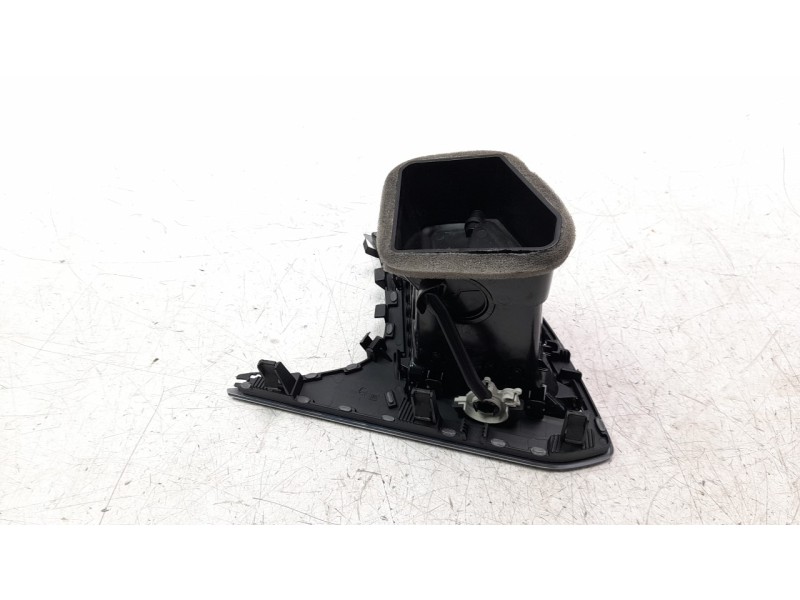 Recambio de rejilla aireadora para seat leon (5f1) 1.6 tdi referencia OEM IAM 5F1820901  