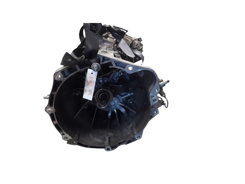 Recambio de caja cambios para toyota land cruiser (j15) 2.8 cat referencia OEM IAM 3303060B70  