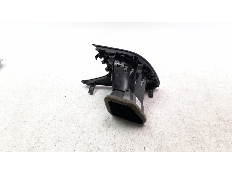 Recambio de rejilla aireadora para seat leon (5f1) 1.6 tdi referencia OEM IAM 5F1820901  