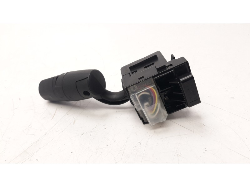 Recambio de mando limpia para mazda cx-5 2.2 turbodiesel cat referencia OEM IAM KD4717F899  