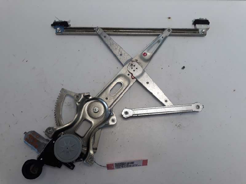 Recambio de elevalunas delantero derecho para toyota urban cruiser active referencia OEM IAM   